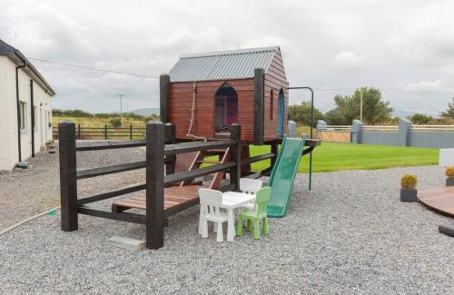 Bundoran Ski Chalet | Modern Holiday Home - Bundoran