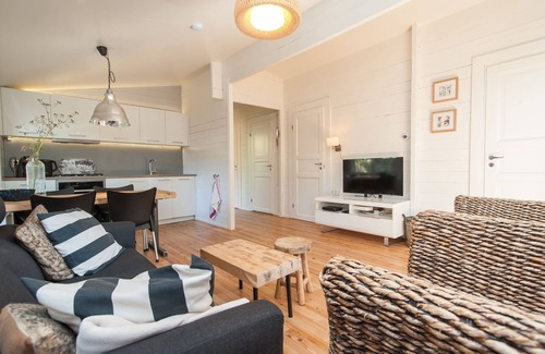 Schoorldam House | Modern holiday home with a south-west facing garden