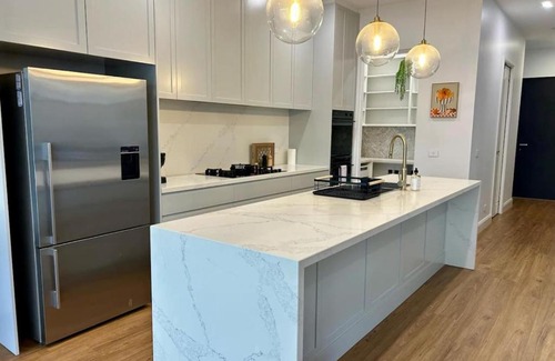 Preston House | Modern Home - gr8 4 groups