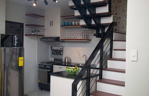 San Fernando House | Modern Home in Lakeshore Estate with High Speed Internet @300mbps