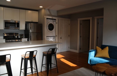 Hillcrest Apartment | Modern home in the heart of San Diego! Entire 1bd apartment in walkable area!