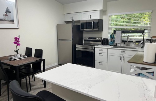 Southwest Orlando House | Modern Home Near Downtown