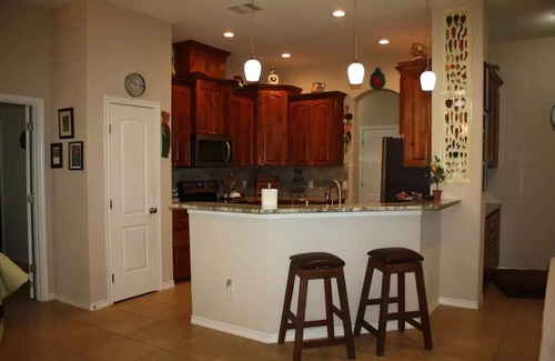 Bastrop House | Modern home - quiet neighborhood