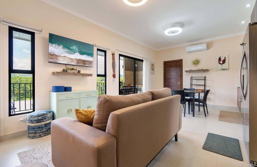 Rio Seco House | Modern Home with Lush Mountain Views and Spectacular Shaded Terrace in Private G