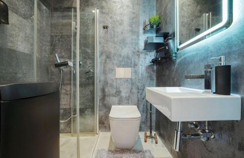 Vysehrad Apartment | Modern Industry Studio