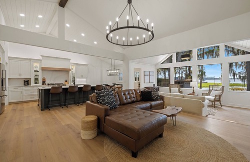 Melrose House | Modern LAKE HOUSE on Lake Santa Fe near Gville/UF