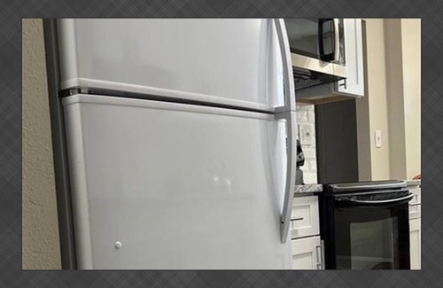Lauderdale Lakes Condo | Modern Lauderhill Condo/Private Room and Bathroom