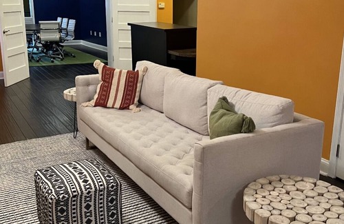 Parkersburg Apartment | Modern living conveniently located on Market Street in downtown Parkersburg