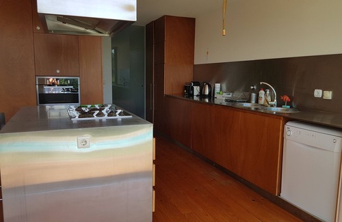 Pico House | MODERN LUMINOUS HOUSE 220 M2 VILA VERDE BRAGA WITH POOL