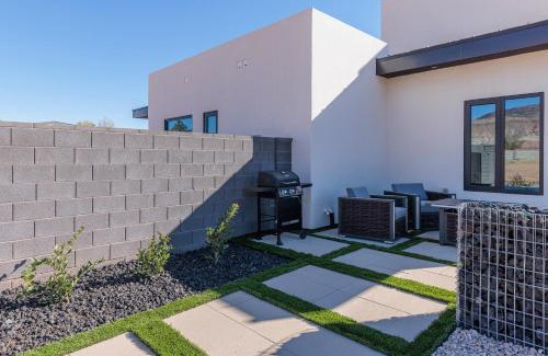 Virgin House | Modern Lux Casita