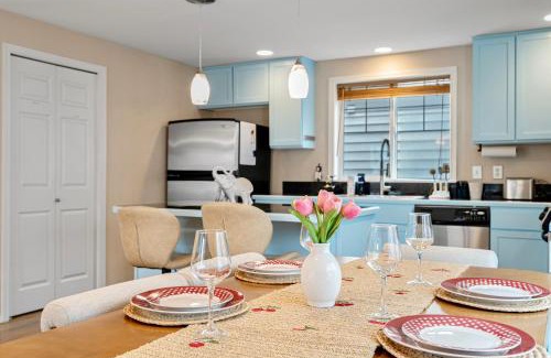 Licton Springs House | Modern Luxury Near Green Lake, Seattle