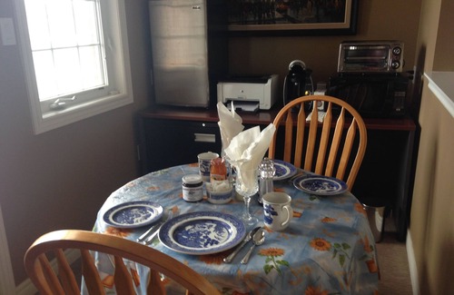 Port Perry House | Modern luxury suite near historic downtown Port Perry