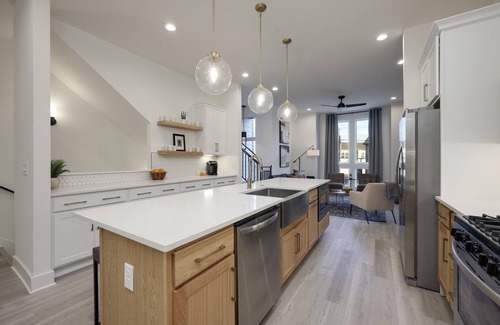 East Nashville House | Modern Luxury Townhome - Relaxing Rooftop Terrace