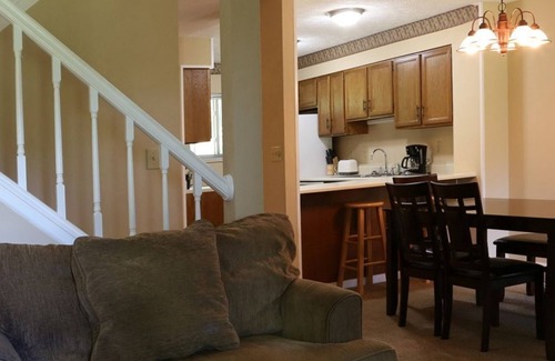 Cheat Lake House | Modern Morgantown Townhome