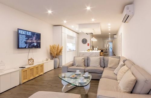 Qawra Apartment | Modern Beautiful Pool And Sea Apt Qawra, Qawra - Saint Paul's Bay, Malta