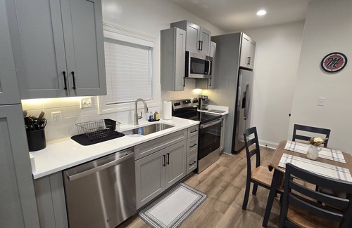 Oxford Condo | Modern new 1-Bedroom condo, sleeps 4, close to Ole Miss in wonderful Oxford