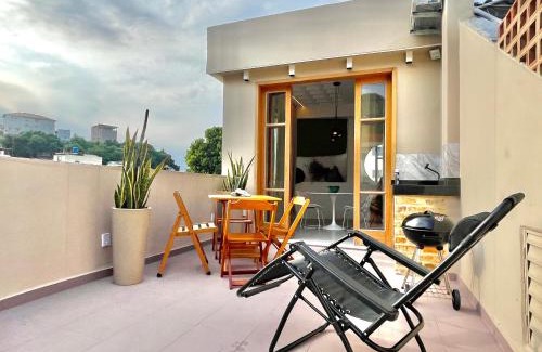 Bairro de Fatima Apartment | Modern penthouse at Santa Teresa & Lapa area