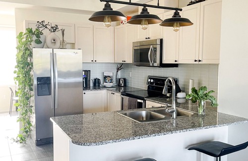 Rouge House | Modern Port Union Townhouse - Port Union Paradise