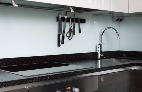 Punavuori Apartment | Modern & Renovated 1BR Apt in City Center