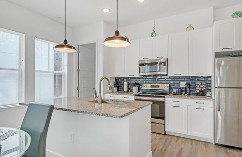 Castleberry Hill Apartment | Modern Retreat nCharming 2-bedroom apart in the heart of Atlanta. LOCATION!