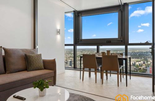 Brisbane Central Business District Apartment | Modern Riverview Haven 1-Bedroom Getaway