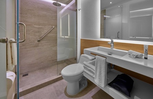 Providencia Hotel | Modern Room for a Cultural Escape Near Ibero-American Library - 2 Units