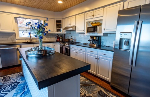 Roaring Gap House | Modern rustic home with spectacular mountain views and sunsets!