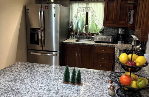 San Salvador House | Modern, Safe & Private Home in San Marcos – WiFi + AC + Full Laundry