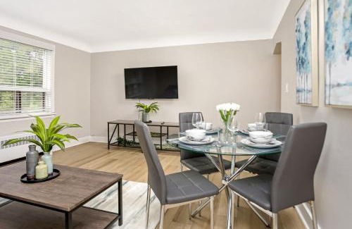 Hamilton Apartment | Modern Spacious Apartment in Corktown Hamilton