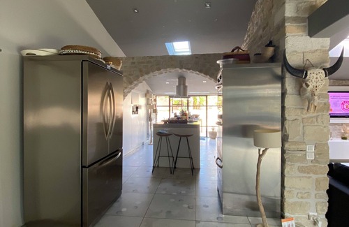 Thaire Villa | Modern, spacious spa villa in the countryside with pool