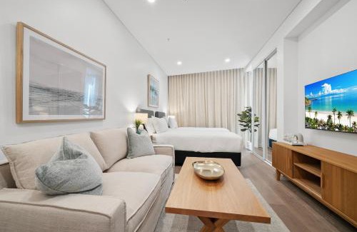 North Fremantle Apartment | Modern Studio with Rooftop and BBQ Access