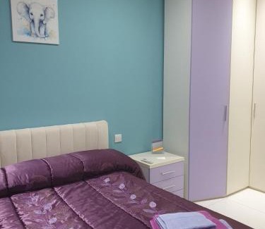 Santa Maria Estate Apartment | Modern, stylish & comfortable 3 bedroom apartment with jacuzzi and private yard with barbeque