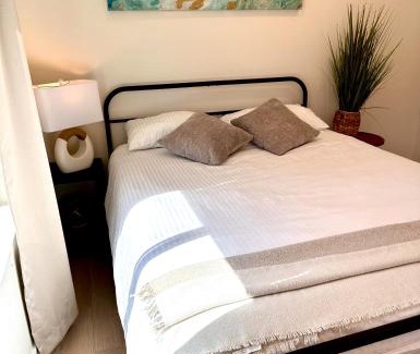 Vancouver Apartment | Modern Suit Premium Apartment