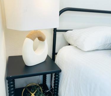Vancouver Apartment | Modern Suit Premium Apartment