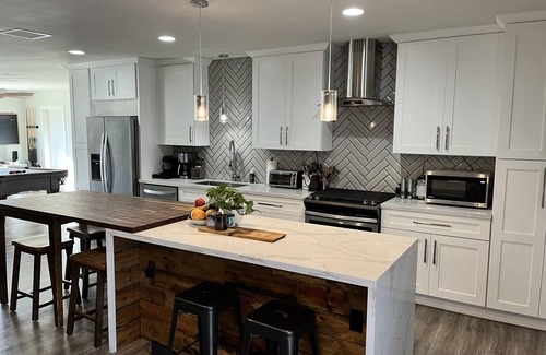 Oak Park House | Modern Three Bedroom Bungalow in Heart of Scottsdale