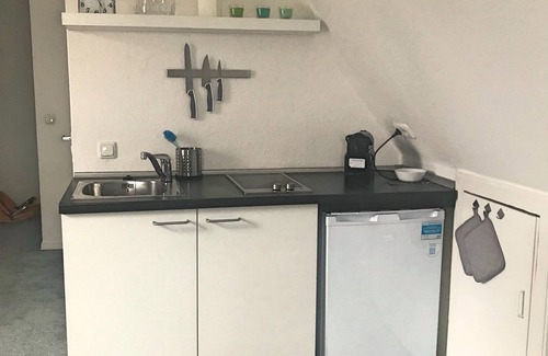 Rellingen Apartment | Modern top floor apartment, Hamburg North-West, FREE Wifi