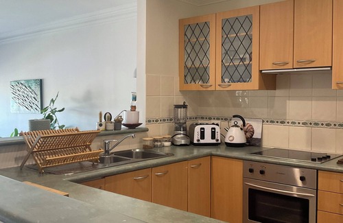 Fingal Bay House | Modern townhouse 6 guests linen and wifi included very close to beach