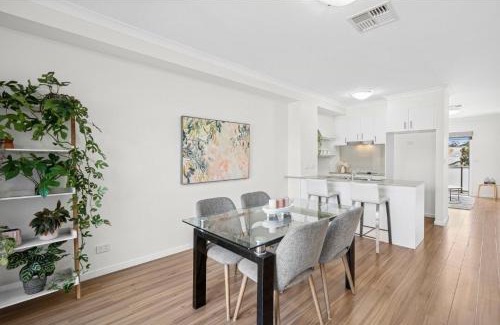 Wright House | Modern Townhouse in Wright