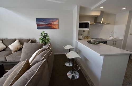 Epsom Apartment | Modern Two Bedroom Epsom Apartments
