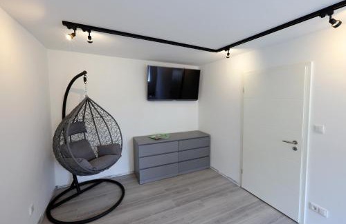 Wallerfangen Apartment | Modern und Neu, TOP Ausstattung mit Kaffeevollautomat, 2x Netflix-TV, Lüftungsanlage, Geschirrspüler