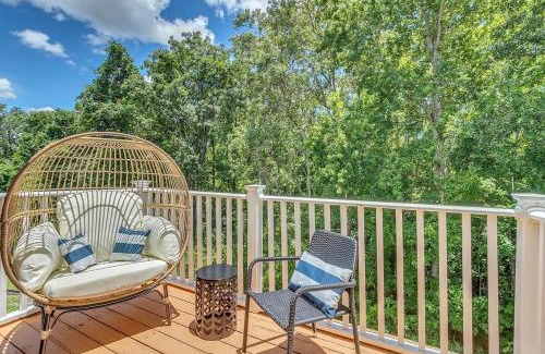 Windwood Bay House | Modern Vacation Home Minutes Away From The Parks