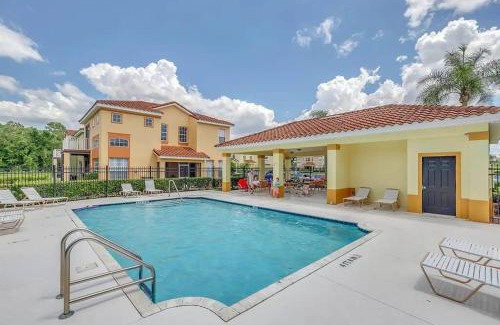 Windwood Bay House | Modern Vacation Studio Minutes Away From The Parks