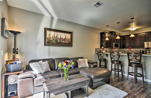 Hough House | Modern Vancouver Townhome - Right on Main St!