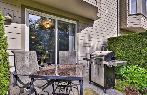 Hough House | Modern Vancouver Townhome - Right on Main St!