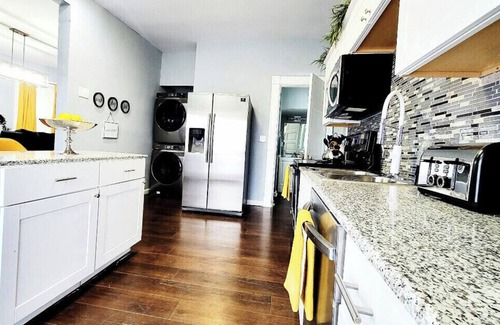 East Price Hill House | Modern Victorian Family Home Mins-To Downtown/OTR!