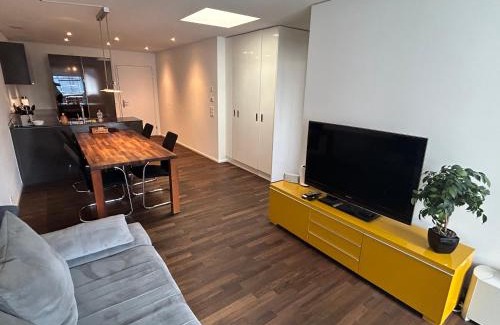 Bach Apartment | Moderne Businesswohnung, chic & zentral