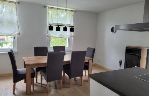 Meerane Apartment | Moderne Wohnung in Meerane in ruhiger, zentraler Lage, 116 qm