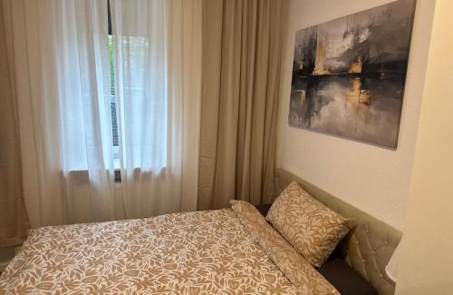 Neckarau Apartment | Modernes Zimmer in Zentrale Lage von Mannheim