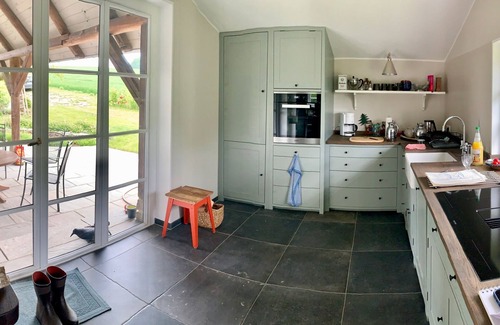 Bissendorf House | Modernity meets tradition in a green setting
