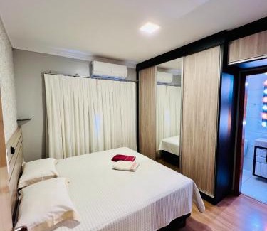 Santa Cruz House | Moderno Sobrado Climatizado com Ar Quente e Frio
